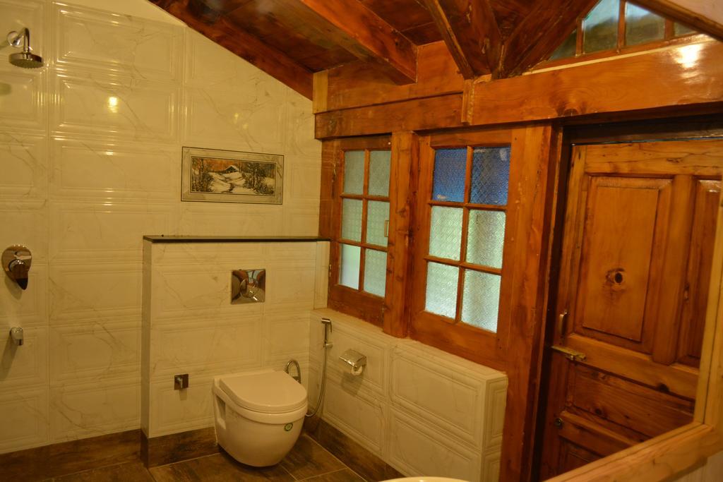The Sunshine Heritage Bed & Breakfast Manali  Exterior photo