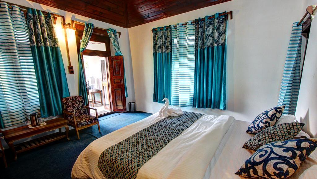 The Sunshine Heritage Bed & Breakfast Manali  Exterior photo
