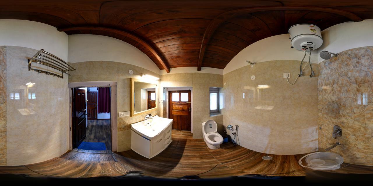 The Sunshine Heritage Bed & Breakfast Manali  Exterior photo